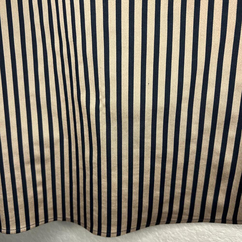 Striped Chevron Black and Tan Button up no-iron size 2 US12 Chicos - Picture 6 of 7